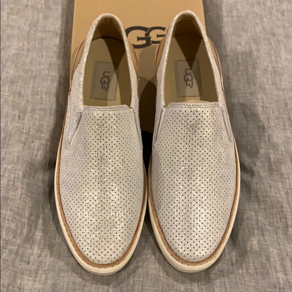 Ugg Slip-on-Tennis Shoes
